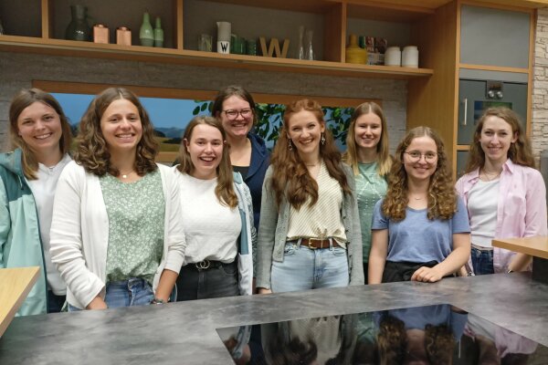 Das Botschafterinnen-Team im Studio des Bayerischen Rundfunks in München