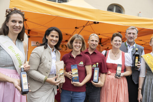 Hoffest Fest der Nationen Bauernmarktmeile