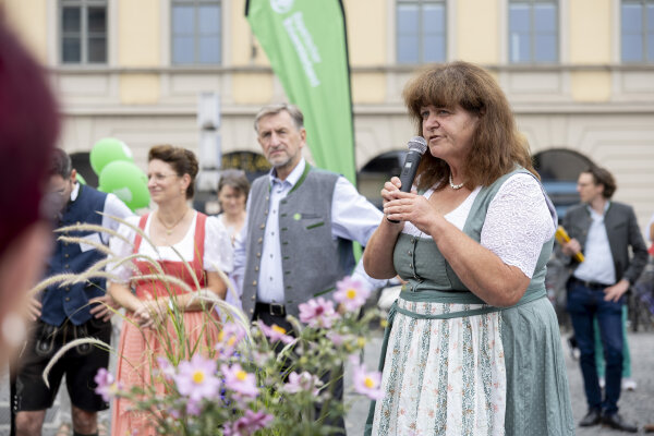 Hoffest Fest der Nationen Bauernmarktmeile